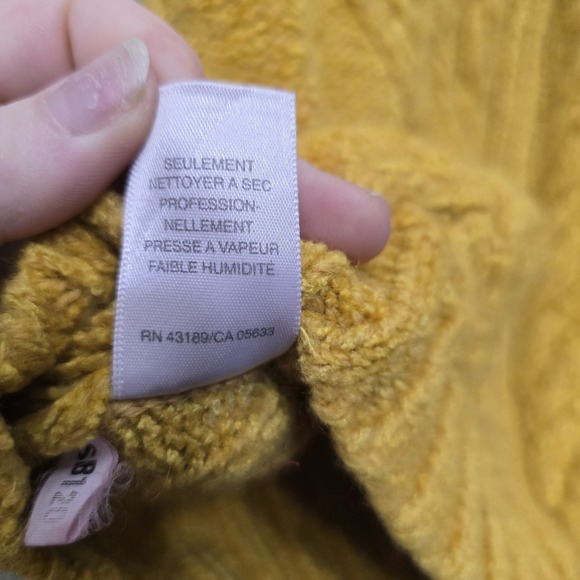 Susan Bristol Yellow Vest Cableknit Sleeveless Zip Up Sweater Womans Tassle M - Picture 9 of 12